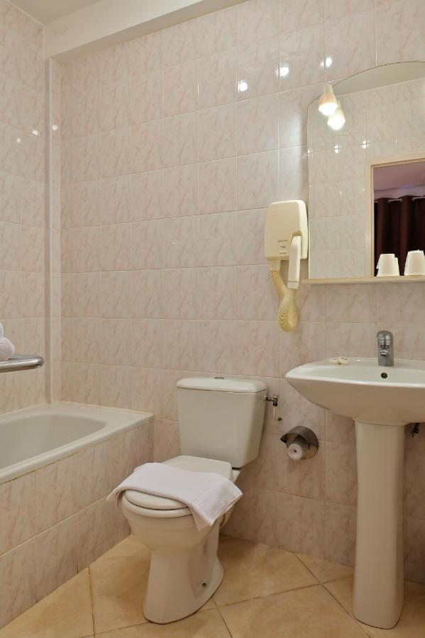Hotel Des Roches Сартен Экстерьер фото